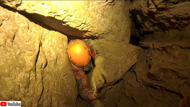 閉所恐怖症の人は逃げて 狭い洞窟の中に入り込んでいく映像総集編 カラパイア 閉所恐怖症の人は逃げて 狭い洞窟の中に入り込んでいく映像総集編 カラパイア