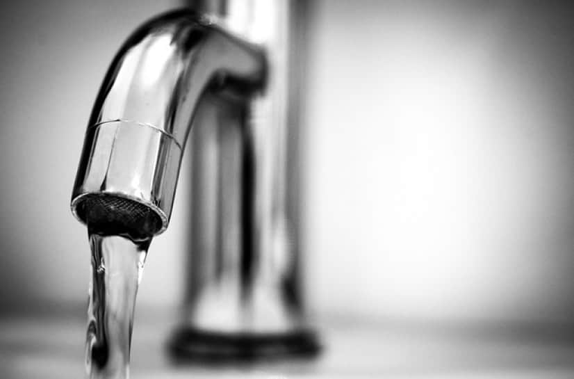water-g9369a9201_640