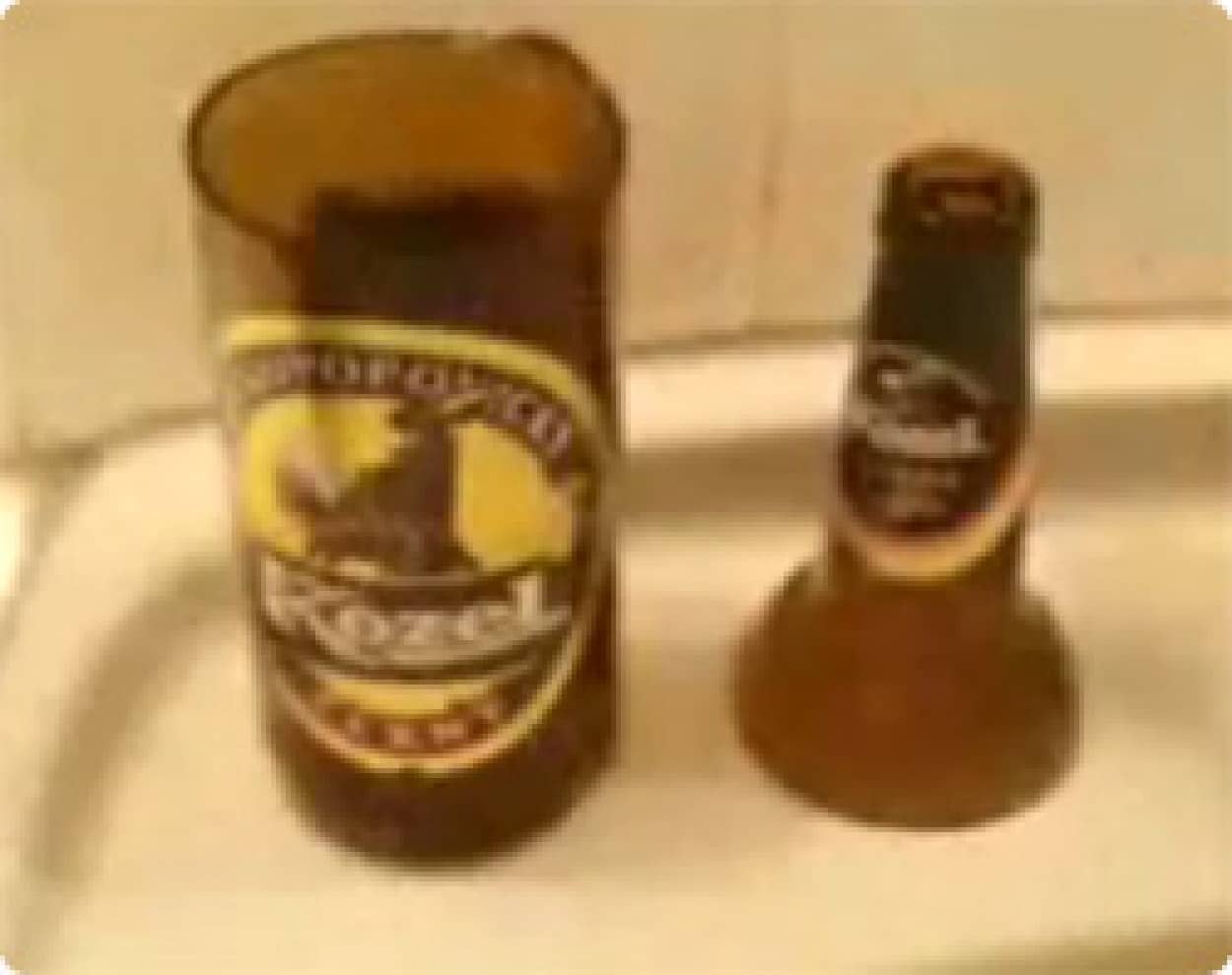 動画 紐を使って簡単にビール瓶を1分で切断する方法 カラパイア