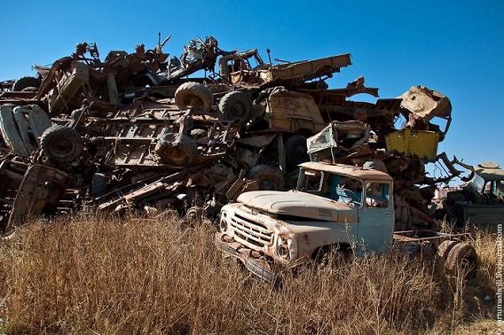 tank_cemetery_06
