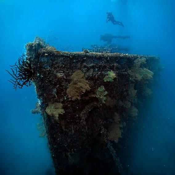 echoes_of_war_in_the_lagoon_640_13