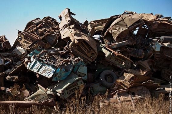 tank_cemetery_23