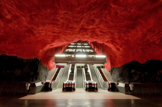 stockholm-subway-art-05
