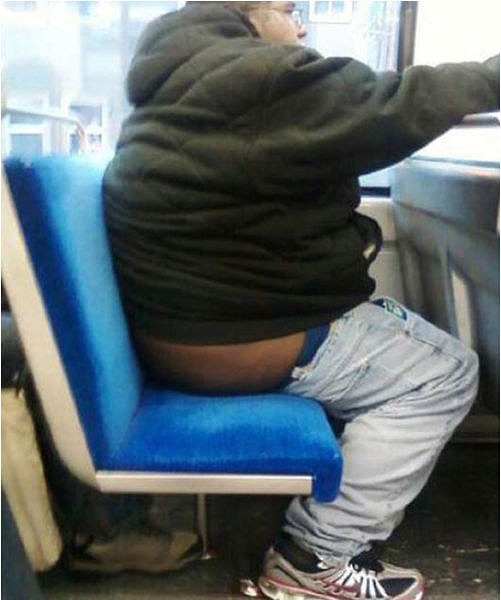 thats_why_you_shouldnt_ride_a_bus_01