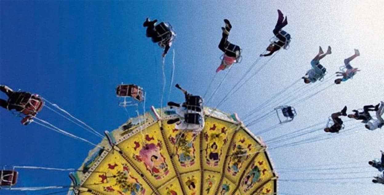 ド迫力 高さ117メートルに吊り上げられてグワングワン回される 世界一高い回転ブランコ オーストリア カラパイア