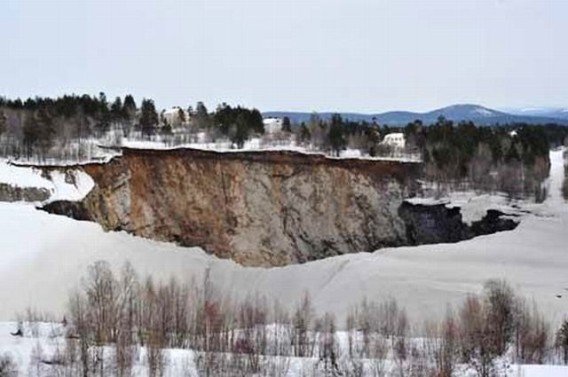 Sinkhole_Sweden_2_e