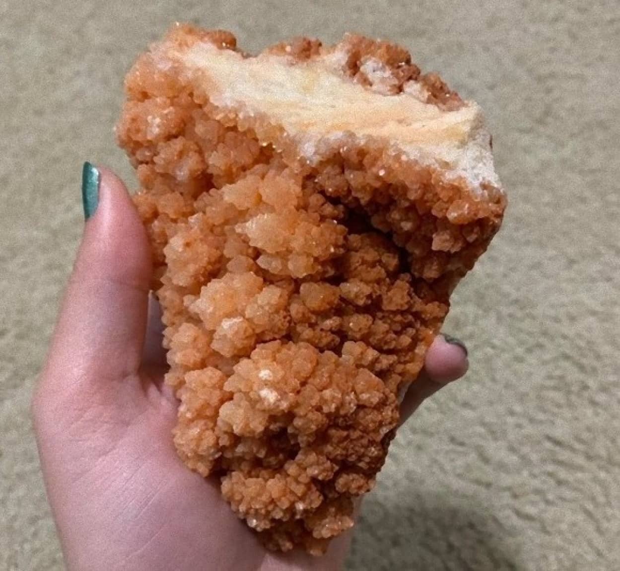 フライドチキン石