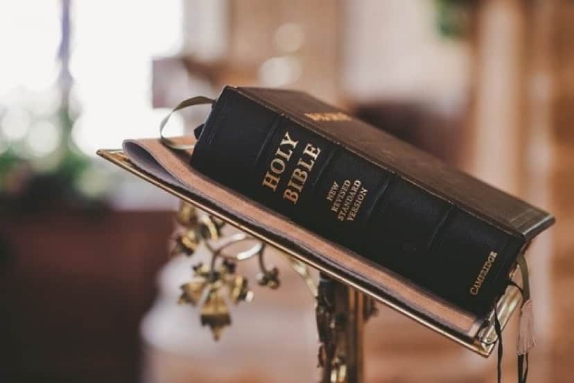 bible-gc94199039_640_e