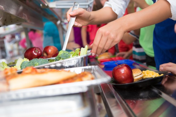 給食費問題 アメリカ メイン州で給食費未納の学生を罰したり 非難したりすることを公立学校に禁止する法案が提出 カラパイア