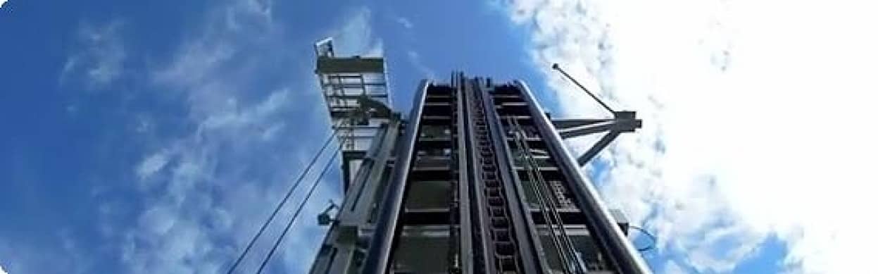 世界一の落下角度 えぐるように急降下するローラーコースター 高飛車 が富士急ハイランドにオープン 動画 カラパイア