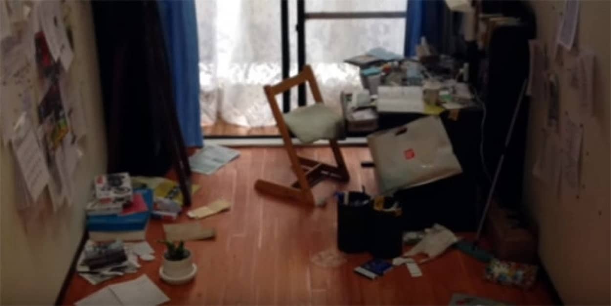 芸が細かい そして驚きの再現度 俺の部屋を1 6のジオラマ模型にしてみた カラパイア 芸が細かい そして驚きの再現度 俺の部屋を1 6のジオラマ模型にしてみた カラパイア
