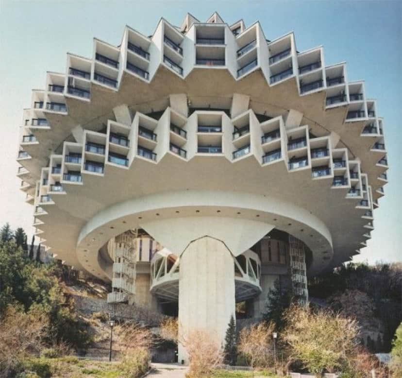 02_e0