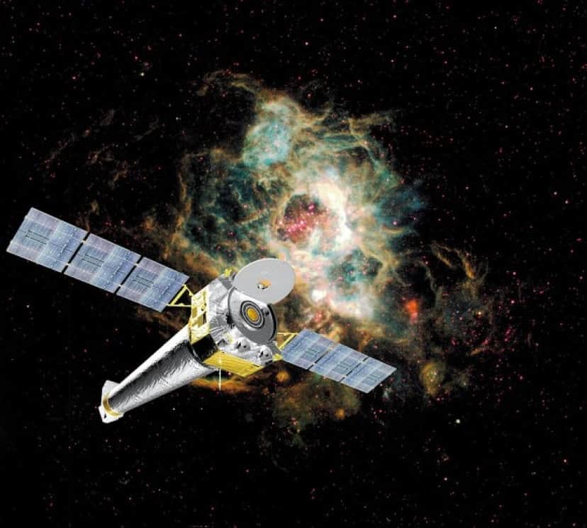 1024px-Chandra_X-ray_Observatory_e