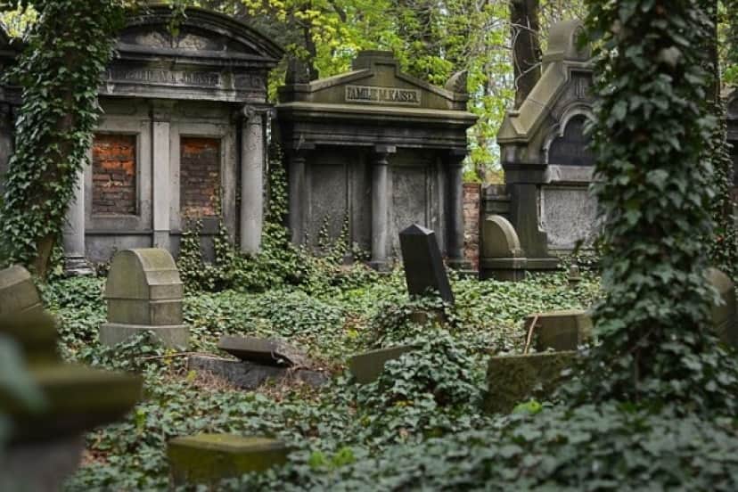 cemetery-2456173_640_e