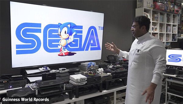 444台のゲーム機を1台のテレビに接続した男性、ギネス記録認定