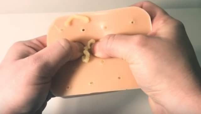 ニュルをリアルに体感できる 毛穴から角栓をぷにゅっと押し出すあの快感をおもちゃで疑似体験できる ポップ イット パル が大ヒット販売中 カラパイア