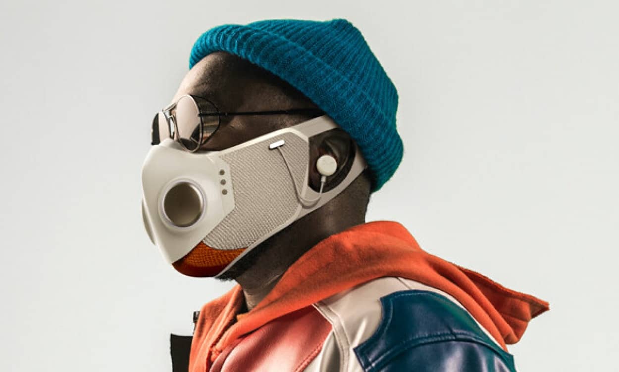 ハリウッドのスーパーヒーロー衣装を手掛けたスタッフが開発したsfテイストのハイテクマスクが誕生 カラパイア ハリウッドのスーパーヒーロー衣装を手掛けたスタッフが開発したsfテイストのハイテクマスクが誕生 カラパイア