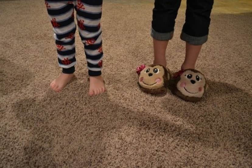 feet-266848_640_e