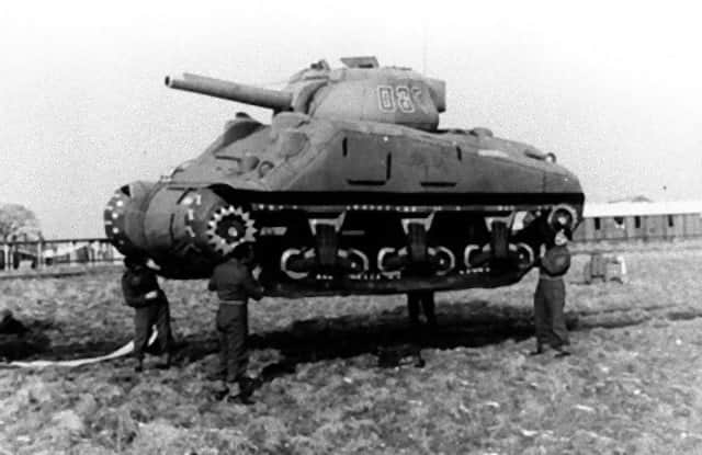 幽霊の軍隊 第二次世界大戦中に暗躍した米軍の特殊部隊 ゴースト アーミー の欺瞞作戦 カラパイア 幽霊の軍隊 第二次世界大戦中に暗躍した米軍の特殊部隊 ゴースト アーミー の欺瞞作戦 カラパイア