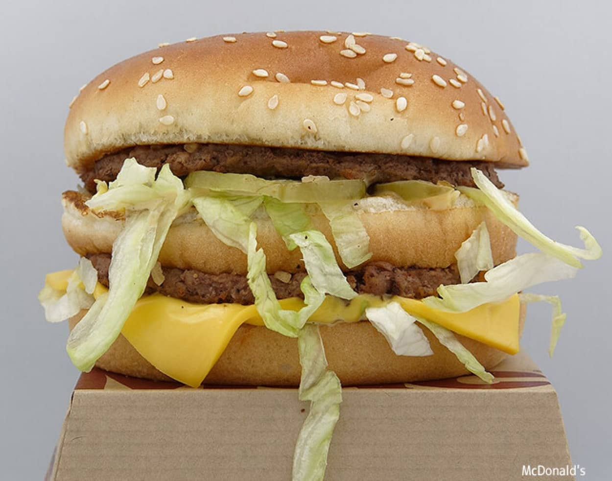 ビッグマックを50年食べ続けギネス記録
