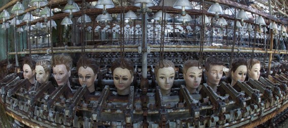 悪夢がドアをノックする 世界7つのおもちゃ工場 ショップ廃墟 カラパイア