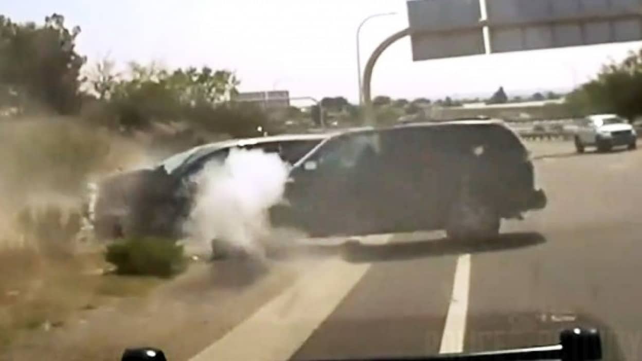 盗んだ車で暴走した12歳の少年が 警察とカーチェイスを繰り広げる カラパイア
