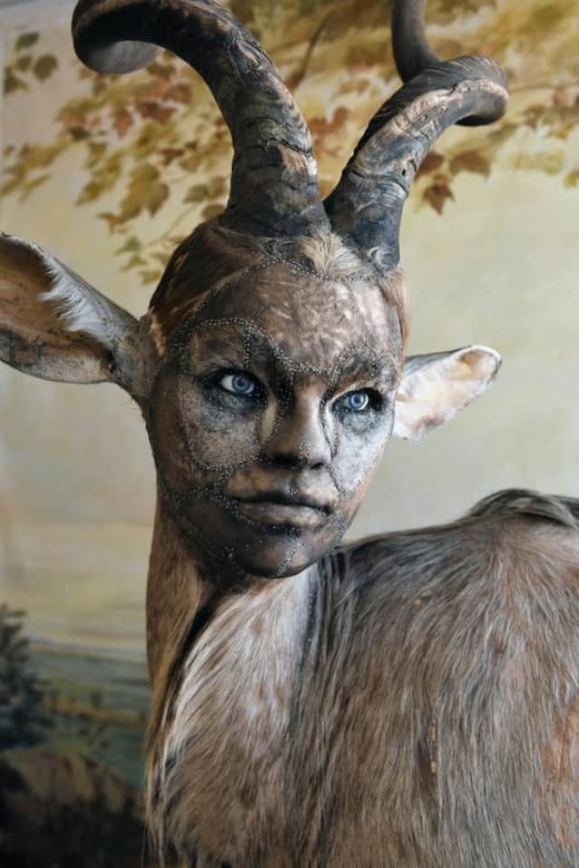 近未来の人類の進化した姿なのか？人間と動物を合体させたリアリティのあるハイブリッド彫刻 カラパイア