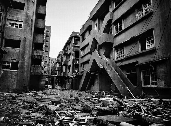haunting_black_and_white_photos_of_japans_ghos_26