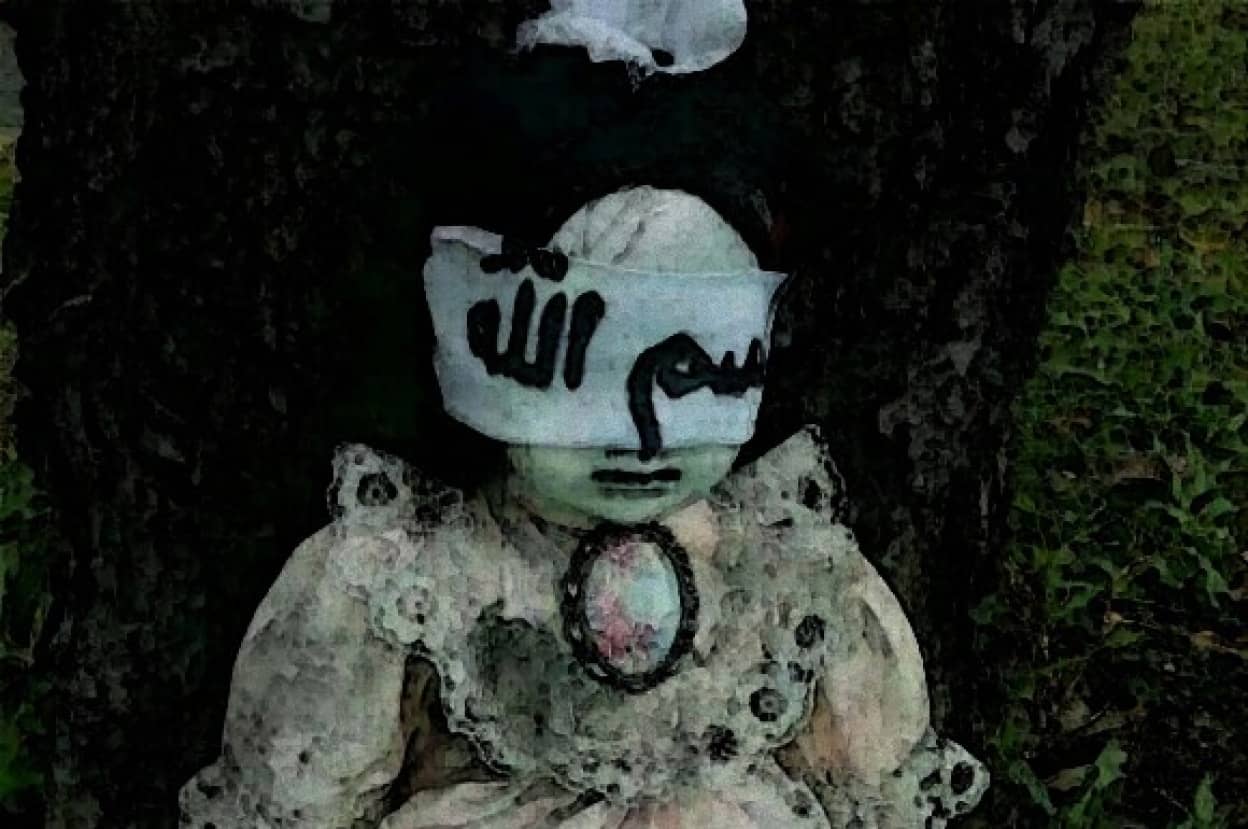 シンガポール人を驚愕させた木の下に佇んでいた目隠しをした人形とそのサイドストーリー 閲覧注意 カラパイア