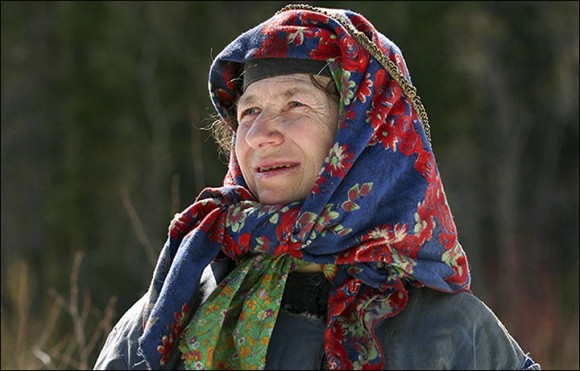 最後の生き残りとなり、30年以上シベリアの奥地にたった１人で住む高齢女性にようやく支援の手が（ロシア）