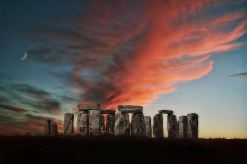 stone-henge-1566686_640_e