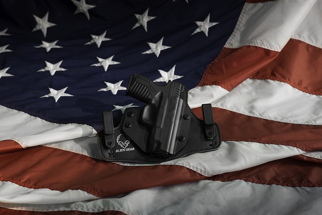アメリカで暮らす成人の5人に1人が「家族が銃の犠牲になった経験がある」との調査結果が報告される