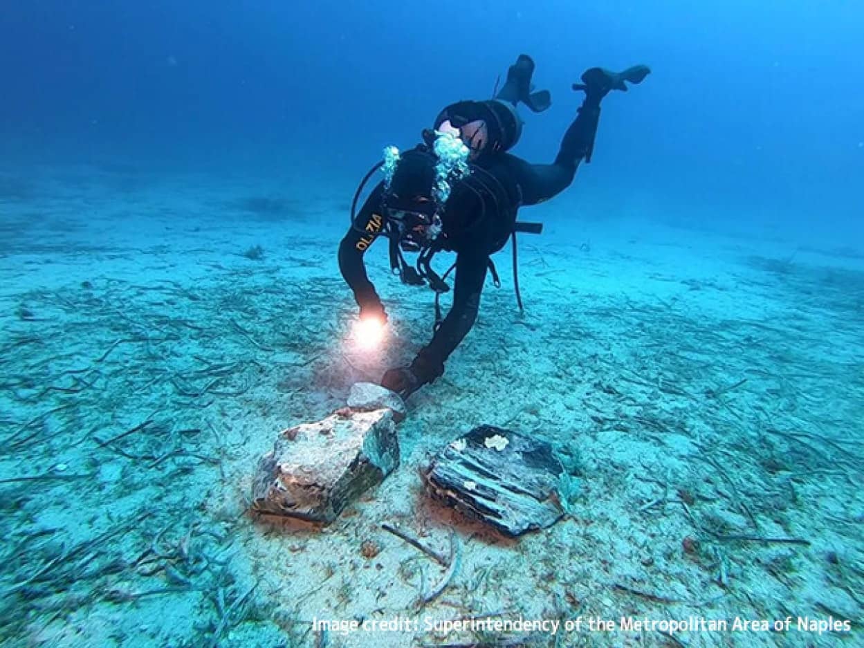 イタリア海底で発見された黒曜石の謎の遺物