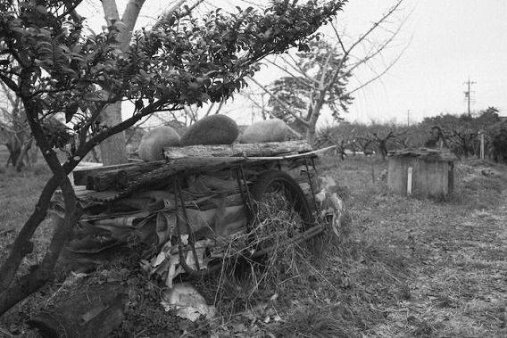 haunting_black_and_white_photos_of_japans_ghos_28