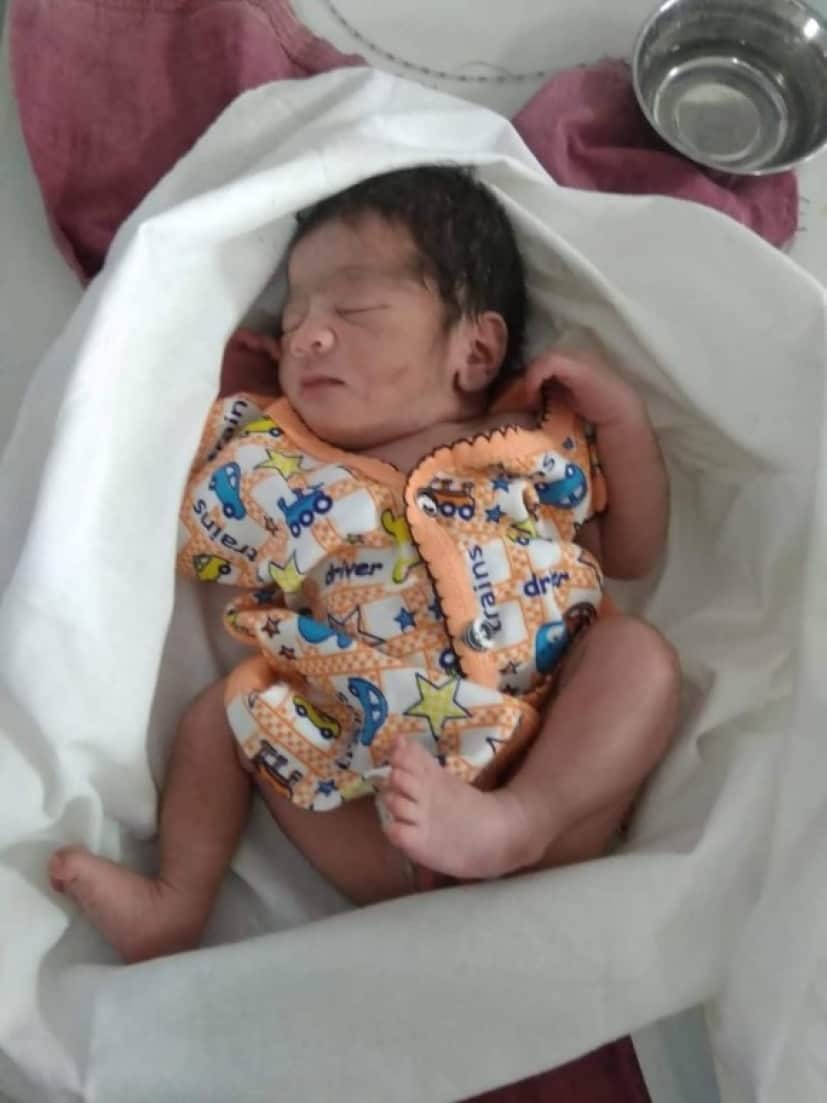 abondoned baby3_e