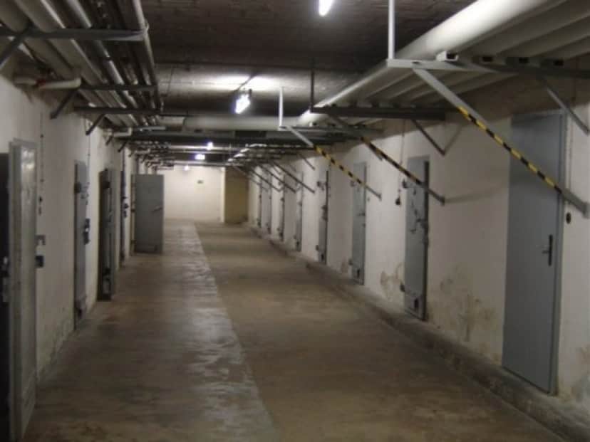 basement1_e