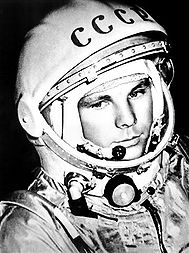 189px-Gagarin_space_suite