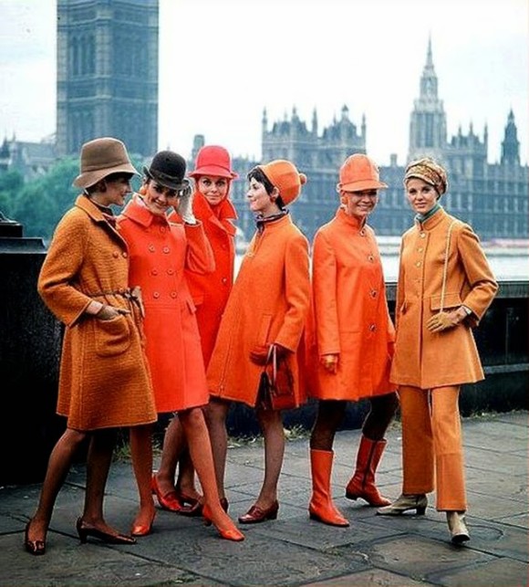 新たな若者文化が導いた時代のムーブメント 1960年代のロンドンのストリートファッション写真 イギリス カラパイア