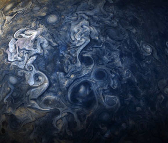 まるでゴッホの絵画のようだ 木星探査機ジュノーが撮影した木星の写真 カラパイア