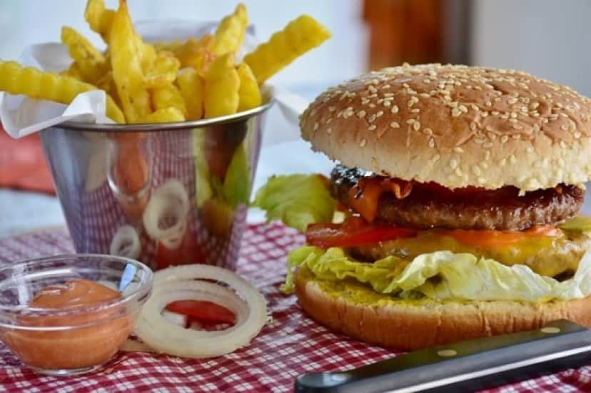 burger-3442227_640_e