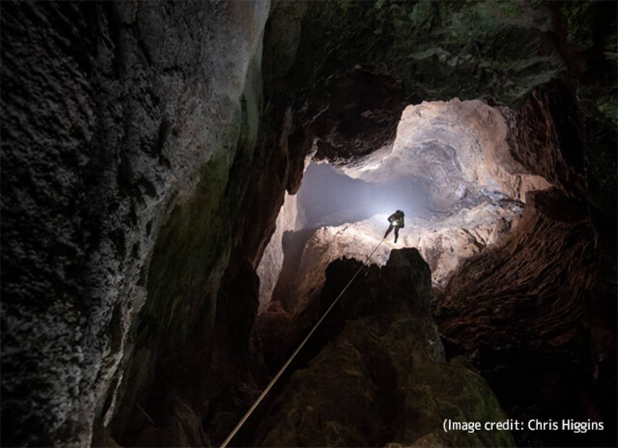 メキシコの巨大洞窟を探検、想像以上に巨大だったことが判明