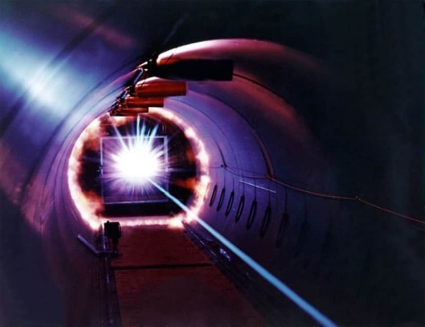 laser-11646_640_e