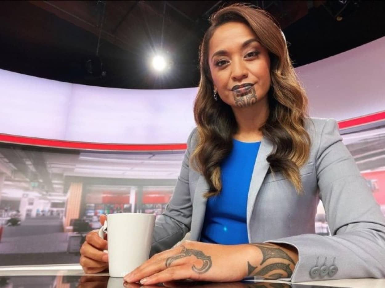 Maori news caster_e