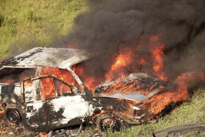 car-g887784576_640_e