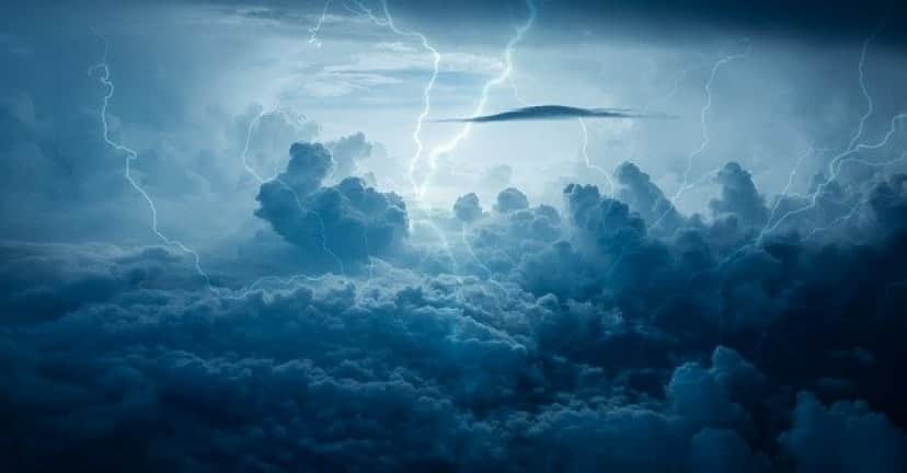 lightning-3652193_640