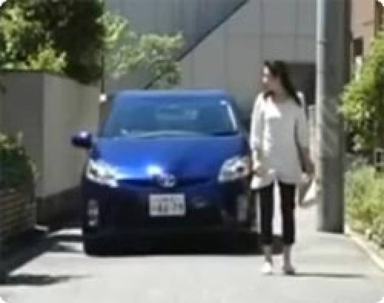 静か過ぎると話題のプリウスの接近警告音をｆ ４ファントム戦闘機にしてみた カラパイア
