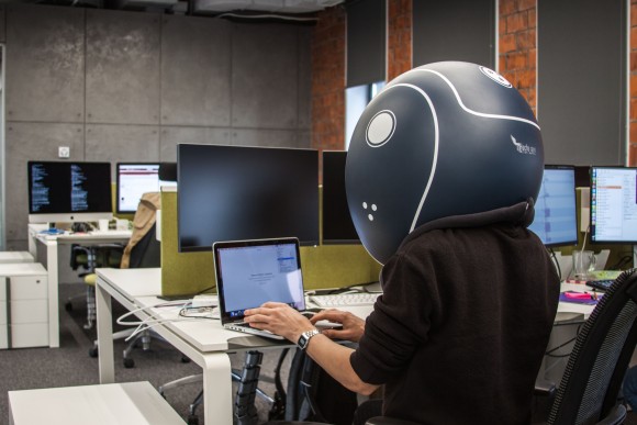 helmet3_e