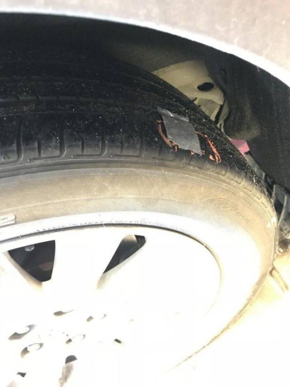 壊れた ダクトテープがあればok アメリカ人 壊れたものはとりあえずダクトテープで修理する説 カラパイア 壊れた ダクトテープがあればok アメリカ人 壊れたものはとりあえずダクトテープで修理する説 カラパイア
