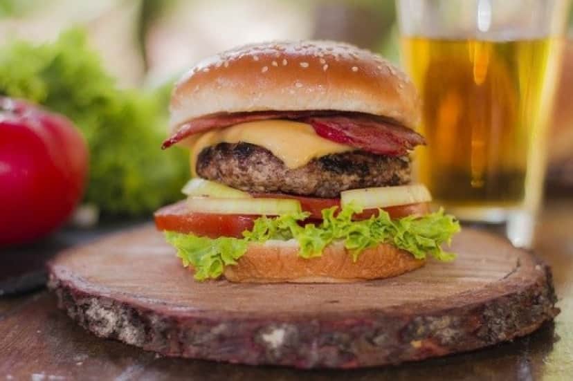 burgers-g4626e1d3b_640_e