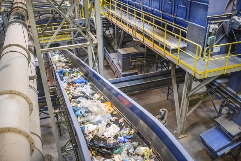 プラスチックのリサイクルが難しい理由